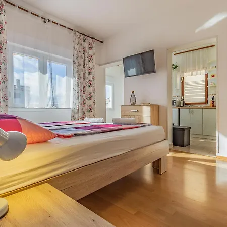 Apartman Gorgeous In With Wifi